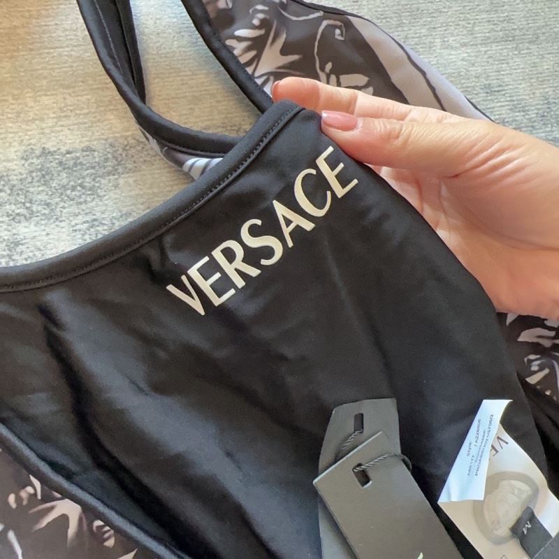 VERSACE